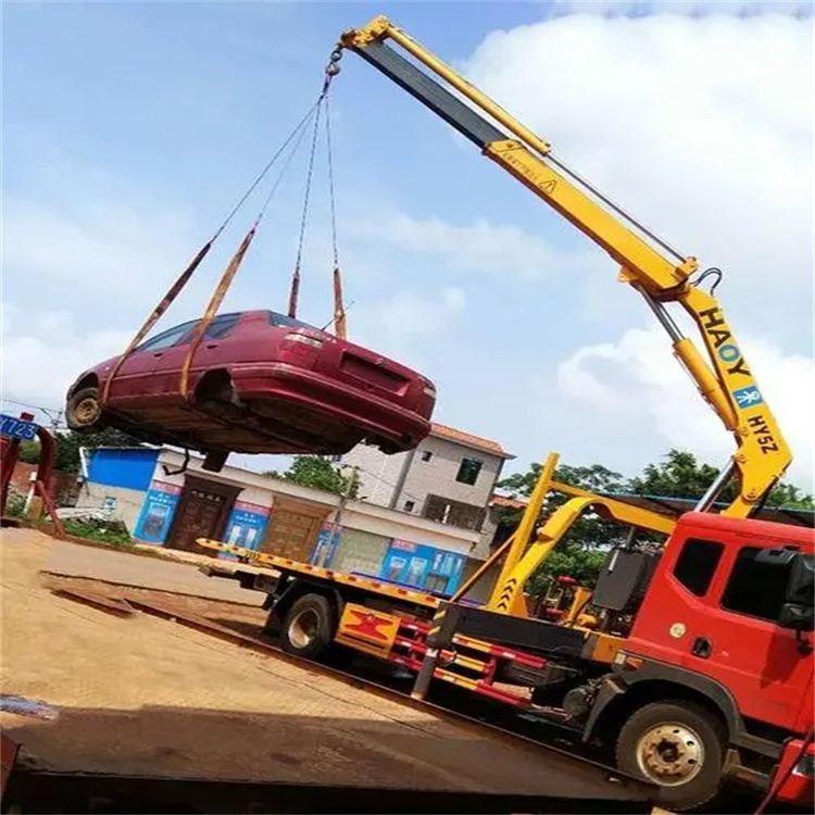 新华吊车救援小汽车怎么吊