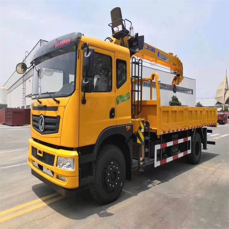 新华附近找一辆随车吊出租