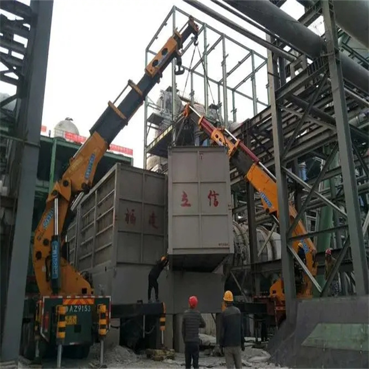 新华折臂吊车租赁电话