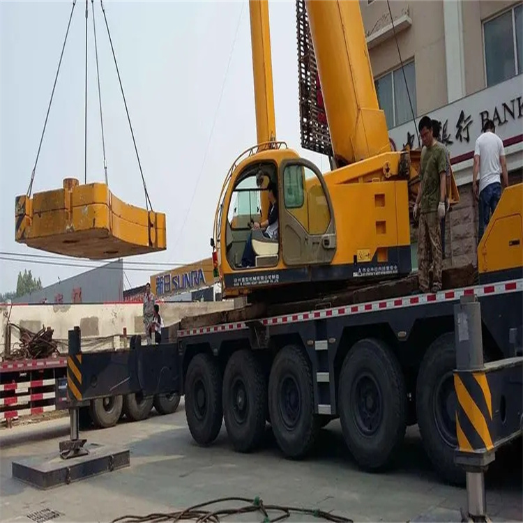 新华当地吊车出租|机器吊装|75吨|工厂搬迁服务